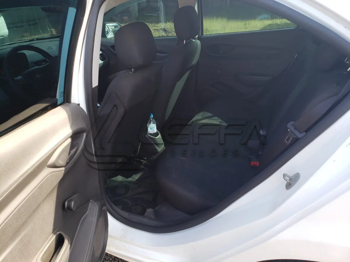 LOTE 005 - VEÍCULO CHEVROLET/ONIX, JOYE, PLACAS IXT-0096, ANO/MODELO 2017
