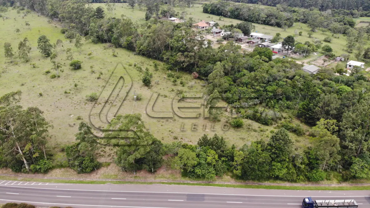 LOTE 001 - ÁREA DE 55.000M² (5,5 HÁ), COM FRENTE PARA BR 101, DISTANDO 1,5 KM DA RÓTULA DE ACESSO A CIDADE DE TORRES/RS