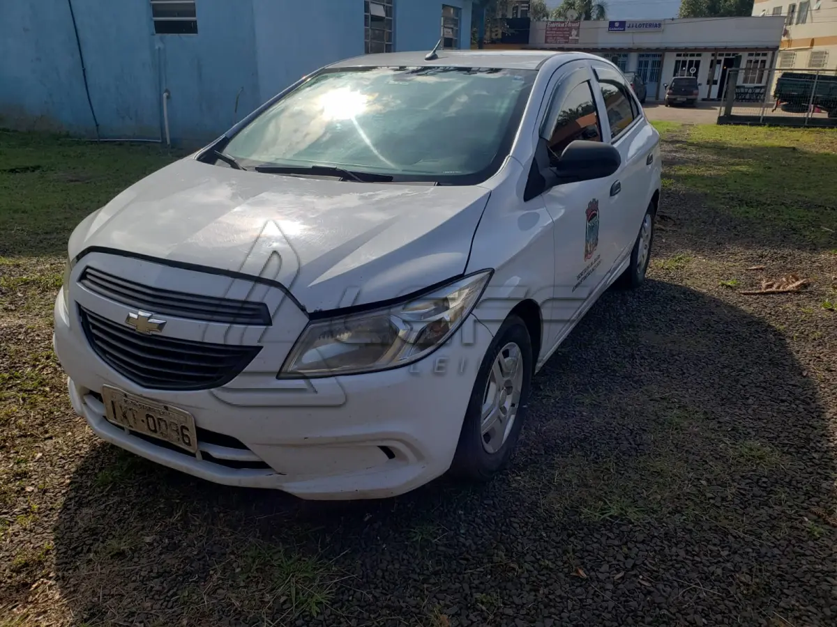 LOTE 005 - VEÍCULO CHEVROLET/ONIX, JOYE, PLACAS IXT-0096, ANO/MODELO 2017