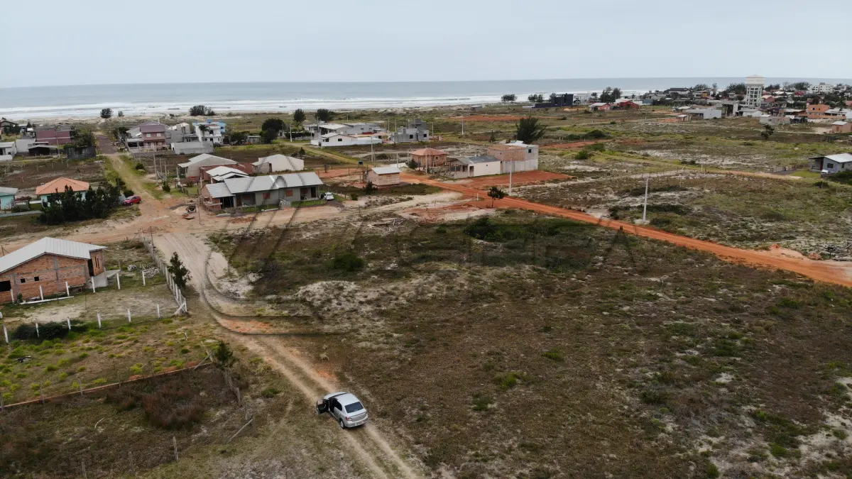 LOTE 002 - Terreno Urbano, Lote 13 Quadra 74, na Praia Real em Torres/RS
