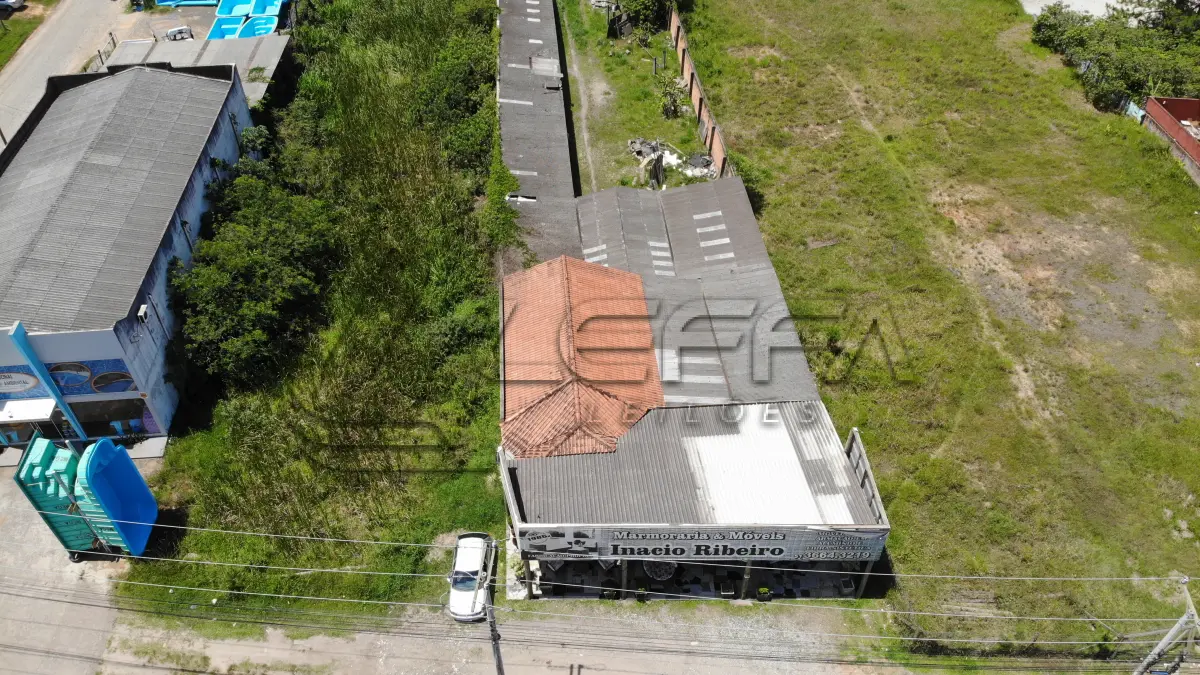 LOTE 004 - (03) Três Terrenos Urbanos, Lotes 10 e 11 Quadra 15-I, com frente para a Av. Castelo Branco, em Torres/RS
