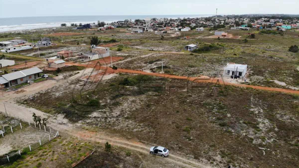 LOTE 001 - Terreno Urbano, Lote 14 Quadra 74, na Praia Real em Torres/RS
