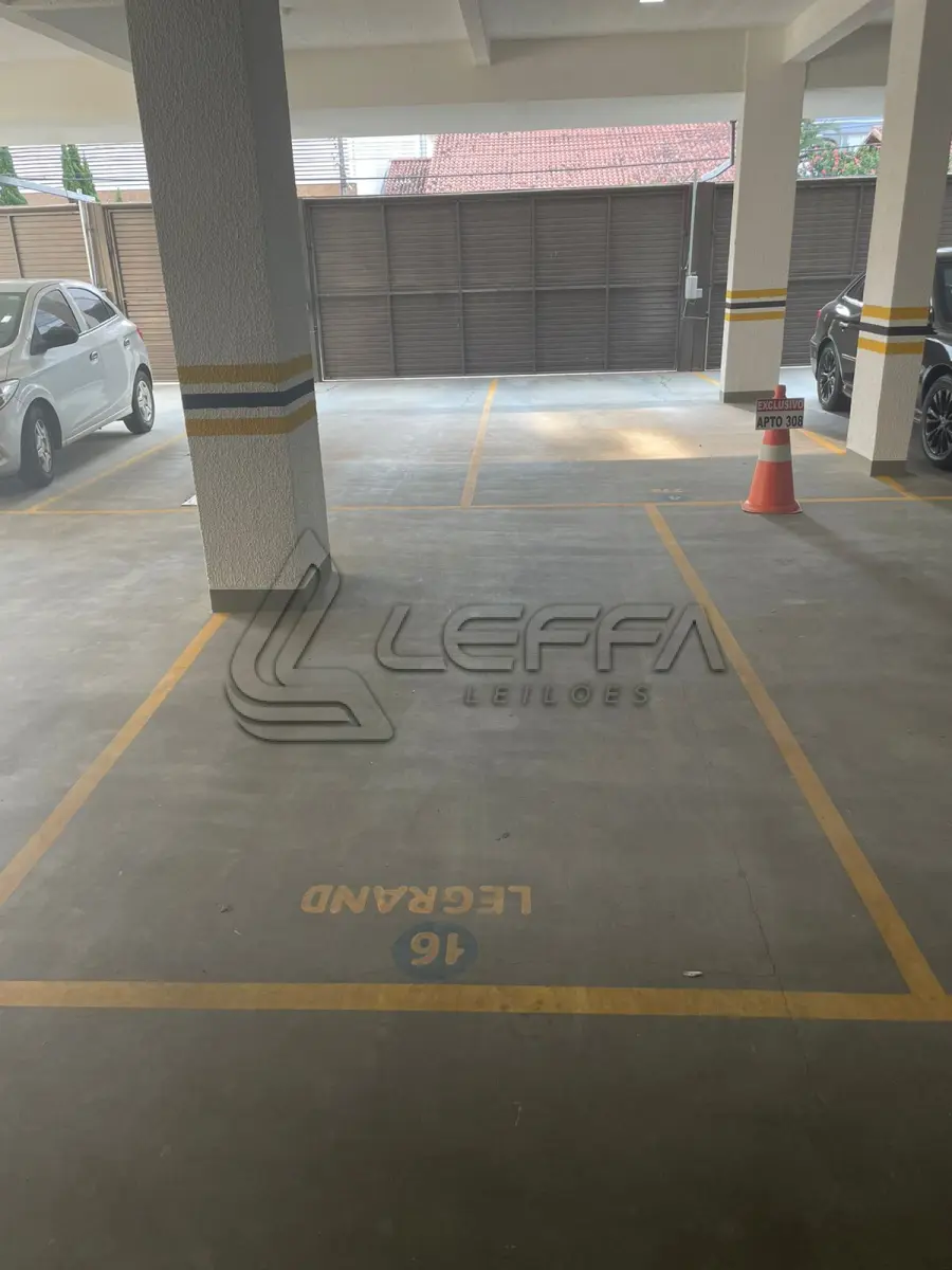 LOTE 001 - UM BOX DE ESTACIONAMENTO, Nº 16, DO EDIFÍCIO CONDOMÍNIO LEGRAND