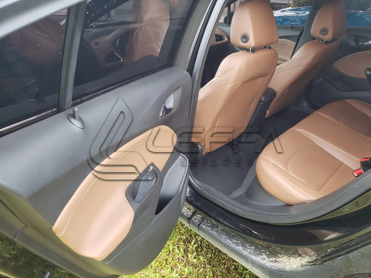 LOTE 001 - UM VEÍCULO GM CRUZE PRE2 NB AT, PLACAS IZU-0C57, ANO/MODELO 2020, COR PRETA, RENAVAM Nº 1217025941