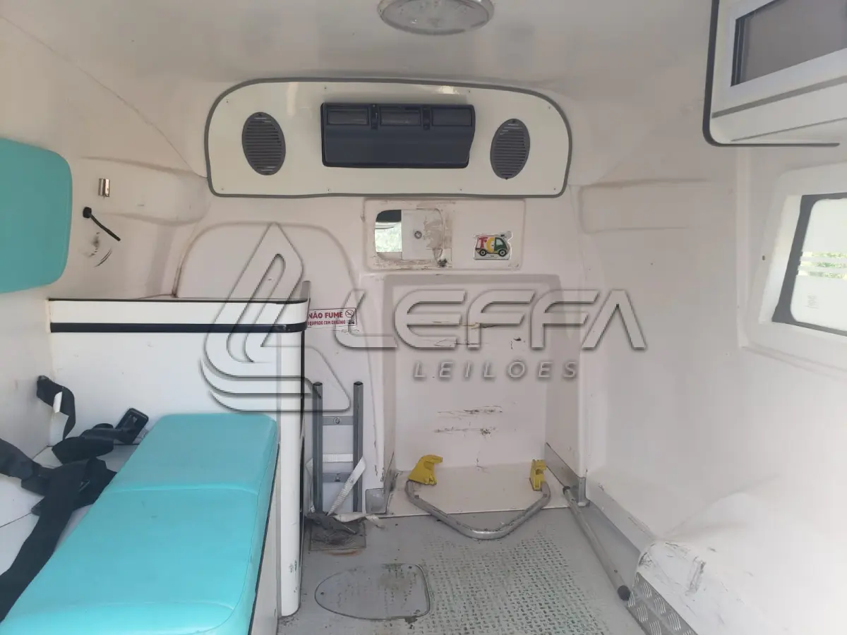 LOTE 003 - AMBULÂNCIA FIAT FIORINO, PLACA IYX-6746, ANO 2018, MODELO 2019
