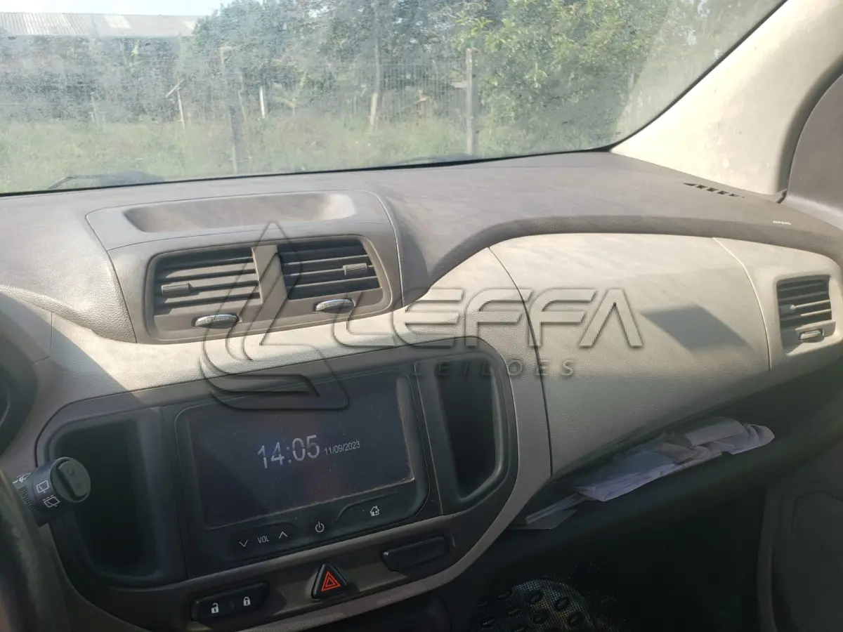 LOTE 002 - UM VEÍCULO GM/SPIN 1.8 LTZ, PLACA IVS-2894, ANO 2014, MODELO 2015, COM APROX 415.000 KM