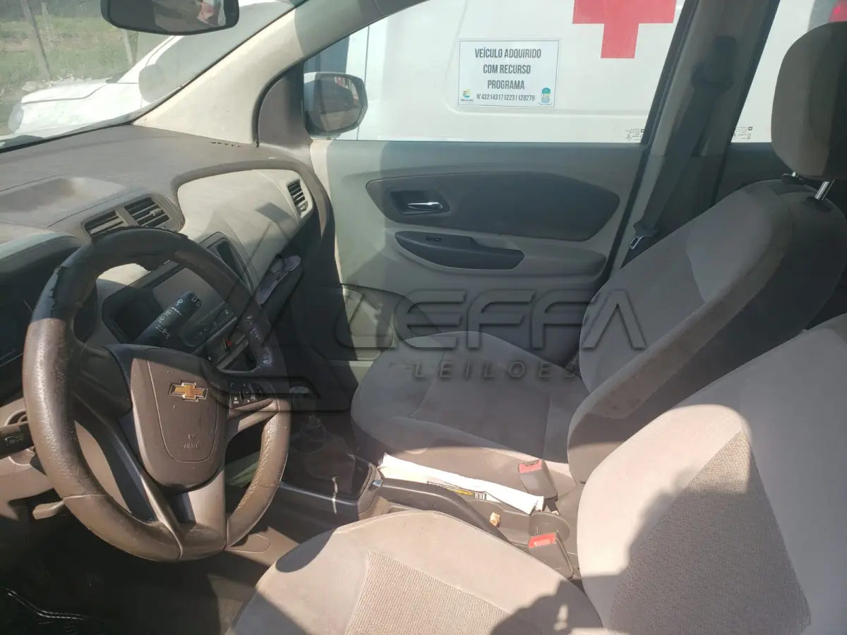 LOTE 002 - UM VEÍCULO GM/SPIN 1.8 LTZ, PLACA IVS-2894, ANO 2014, MODELO 2015, COM APROX 415.000 KM