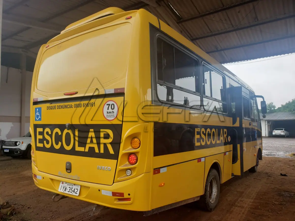 LOTE 004 - UM MICRO-ÔNIBUS URBANO GRAN S2 escolar, IVECO/MASCARELO