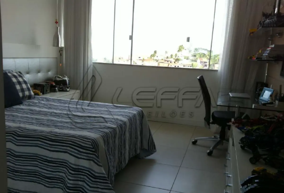 LOTE 001 - UMA CASA RESIDENCIAL, localizada na Rua Araújo Bastos, nº 126, Pitaçu, Salvador/Bahia