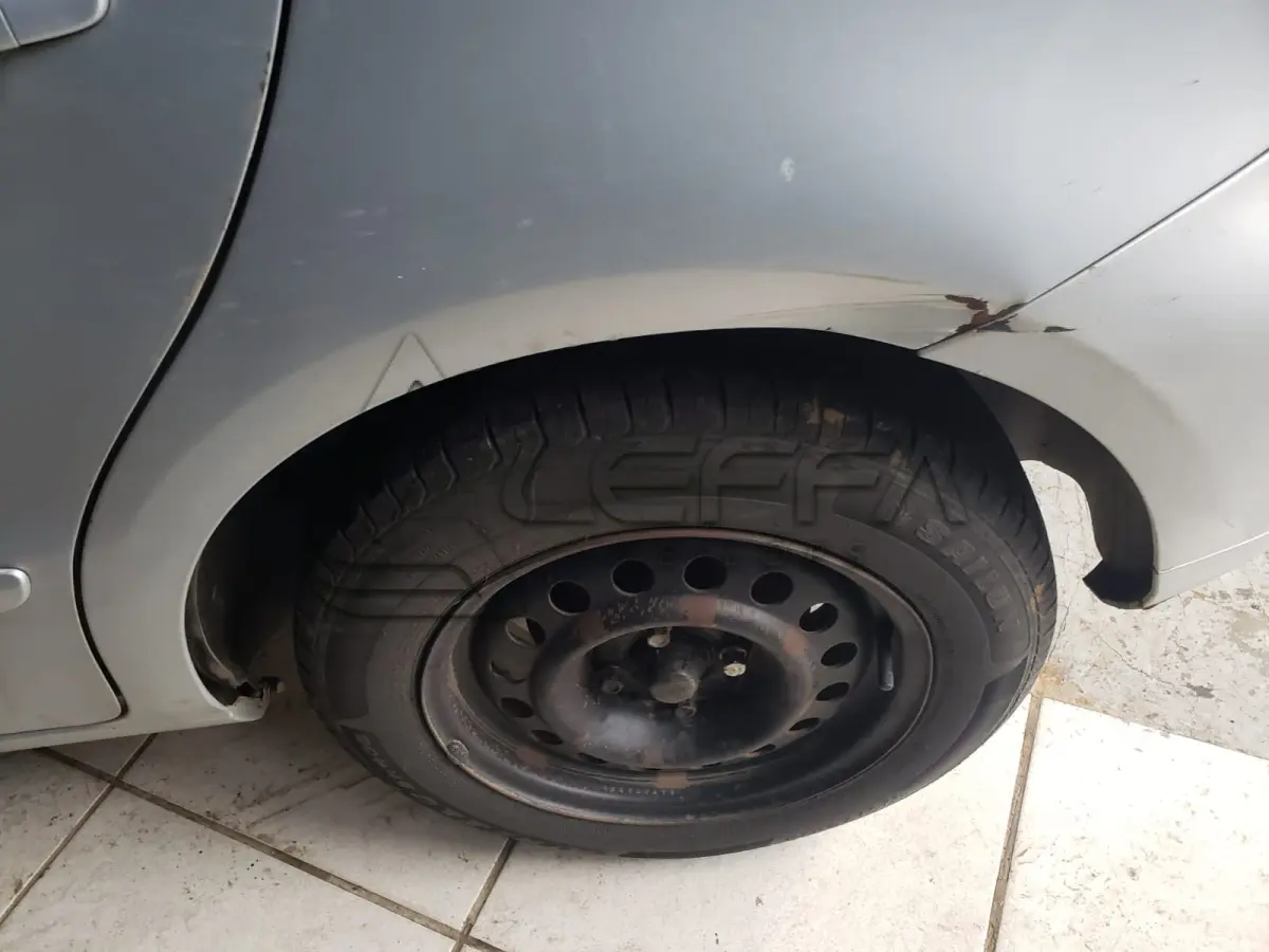 LOTE 003 - UM AUTOMÓVEL GOL 1.0 WOLKSWAGEM, ano/modelo 2009/2010