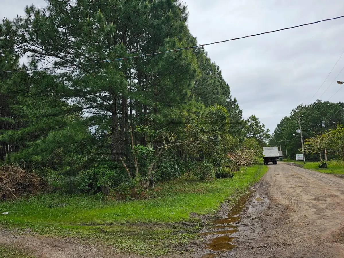 LOTE 001 - Terreno Urbano, Lote 22 Quadra 23, no Balneário Pinus Park em Arroio do Sal RS