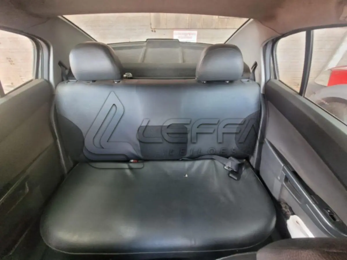 LOTE 009 - GM/VECTRA SD EXPRESSION