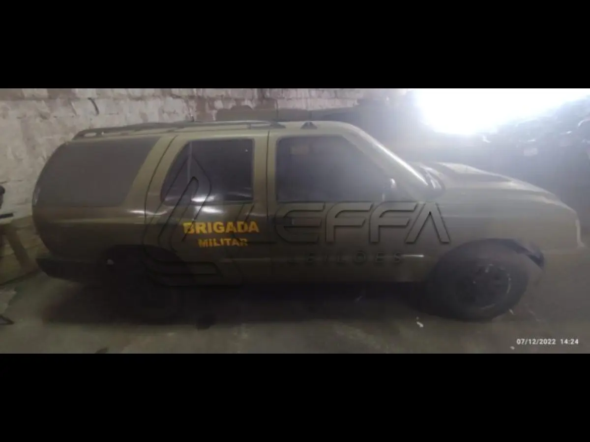 LOTE 030 - GM/BLAZER