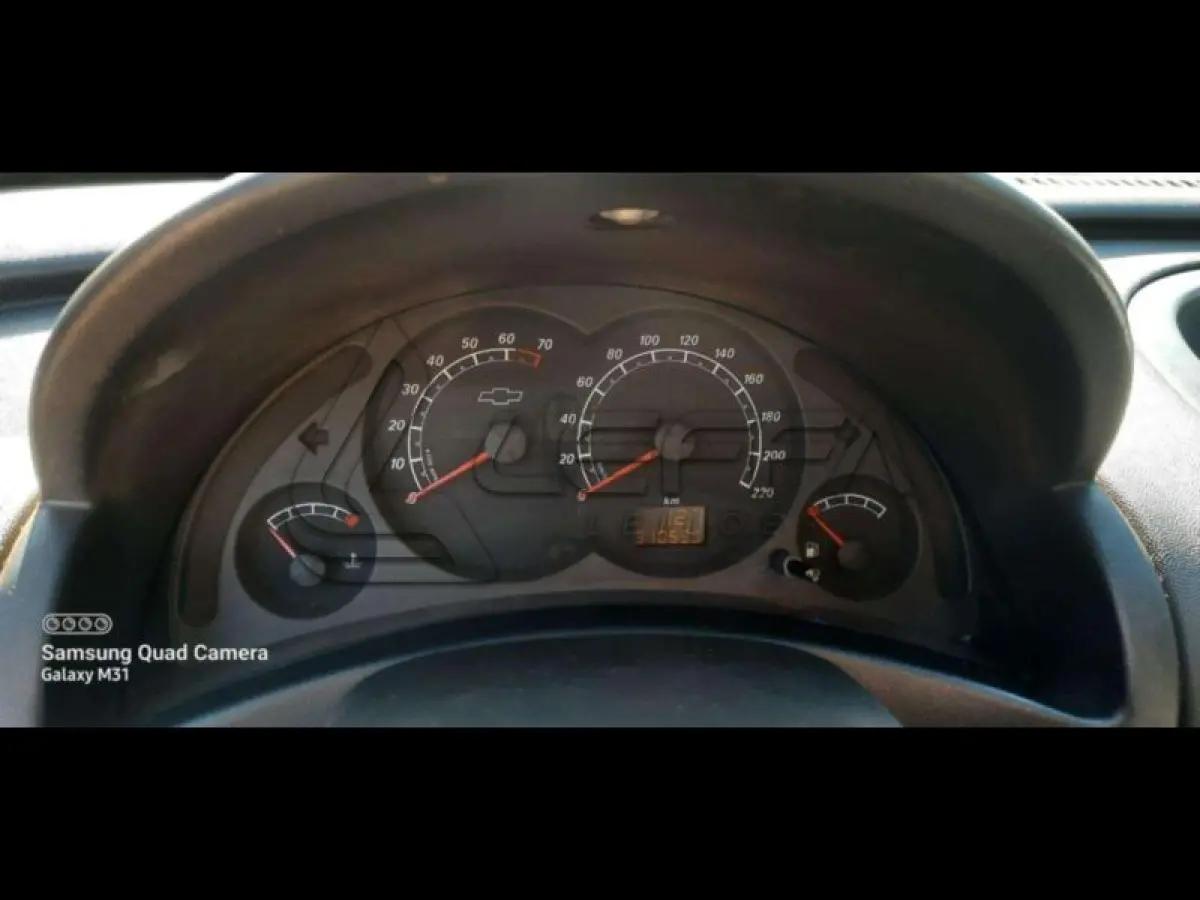 LOTE 014 - GM/CORSA HATCH MAXX