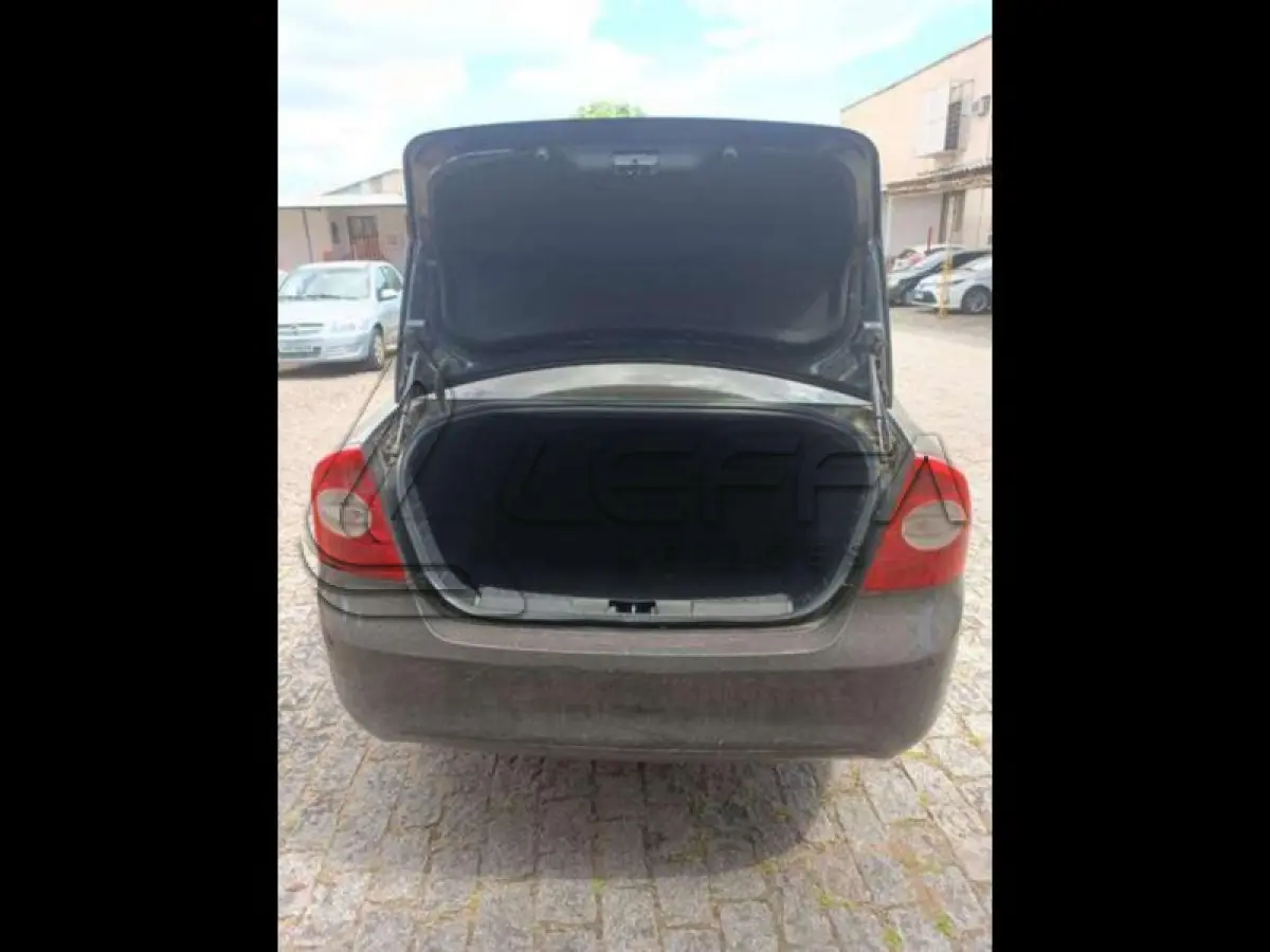 LOTE 024 - I/FORD FOCUS 2.0L FC