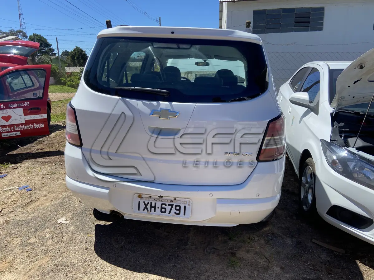 LOTE 008 - UM VEÍCULO CHEVROLET/SPIN 1.8 LTZ, FLEX, PLACAS IXH-6791, ANO 2016, MODELO 2016