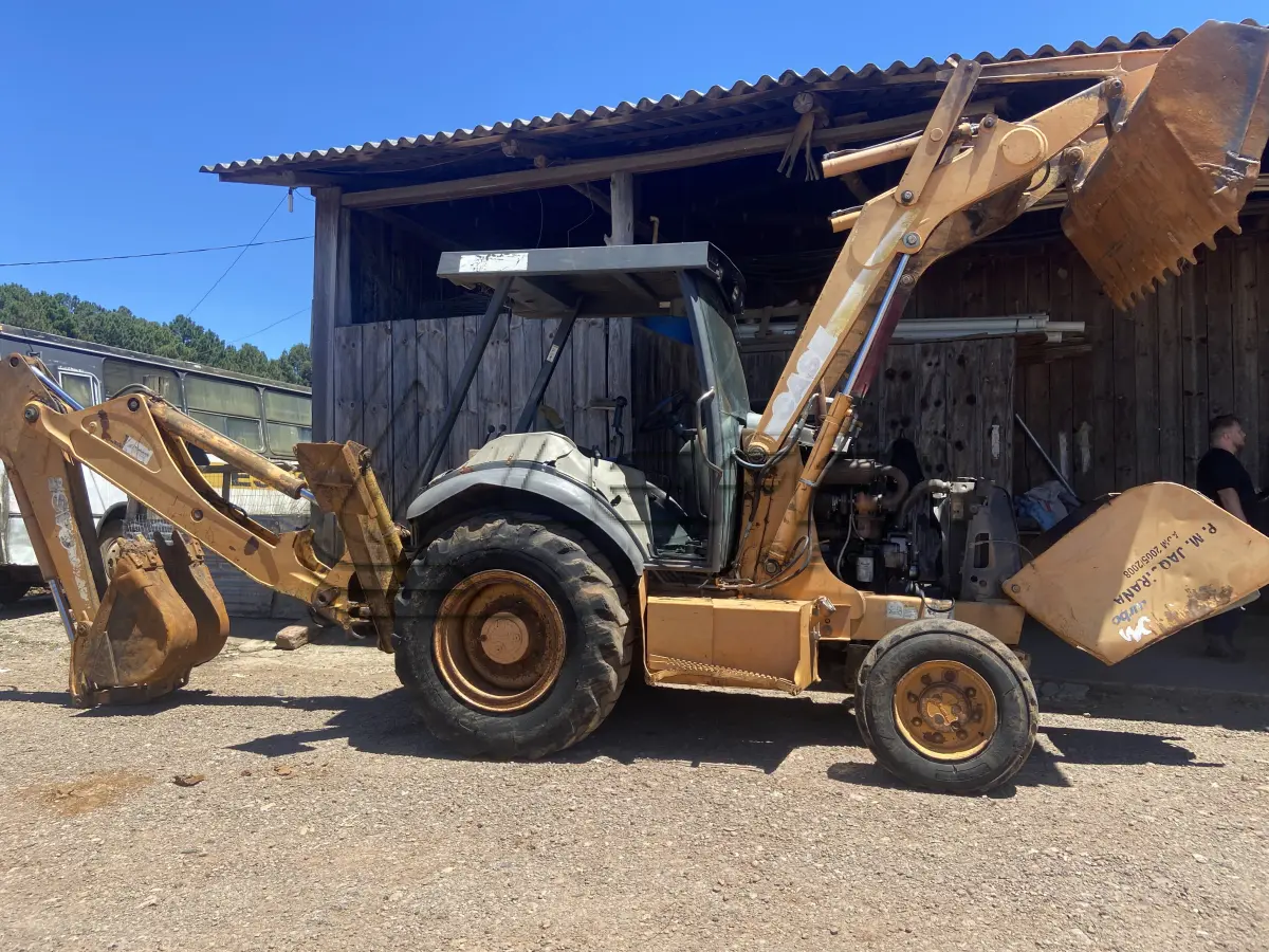 LOTE 018