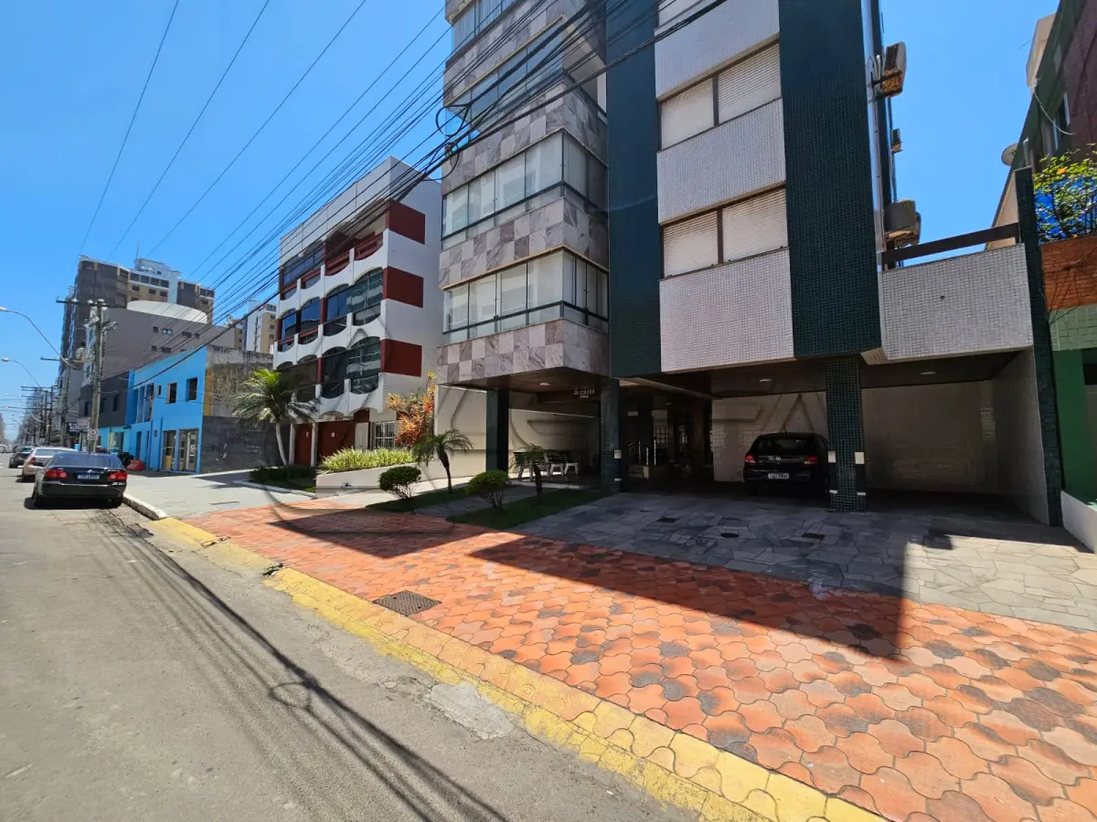 LOTE 001 - APARTAMENTO (TIPO COBERTURA) Nº 501 E VAGAS DE GARAGENS NºS 02 E 06, DO EDIFÍCIO CINARA, NA CIDADE DE CAPÃO DA CANOA/RS
