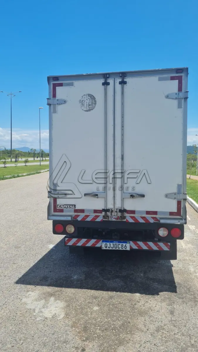 LOTE 001 - Um veículo caminhonete importado marca I/KIA UK2500 HD SC,  carroceria fechada, cor branca, a diesel, ano de fabricação e modelo 2018/2019, placa  QJJ0286 (QJJ0C86)