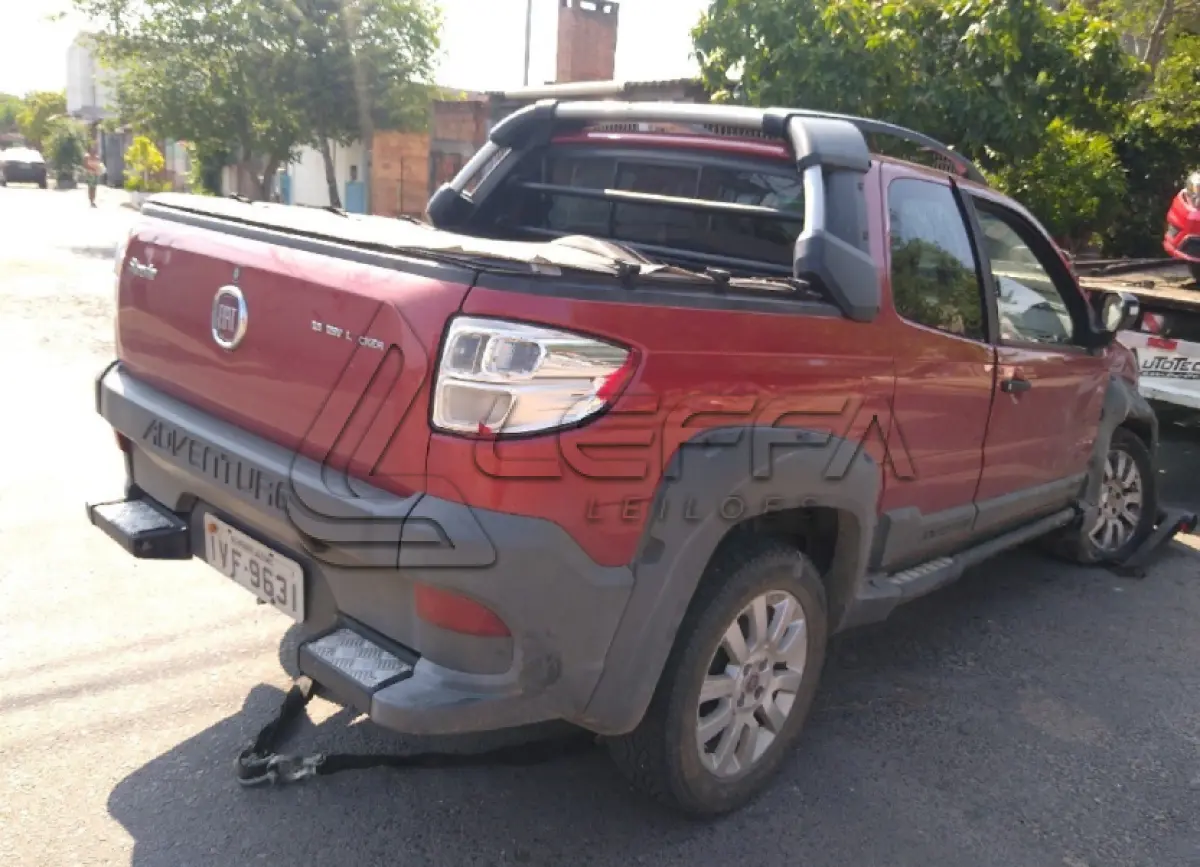 LOTE 001 - 01 (uma) Caminhonete marca/modelo: FIAT/STRADA ADVENTURE CD, Placas IVF-9631