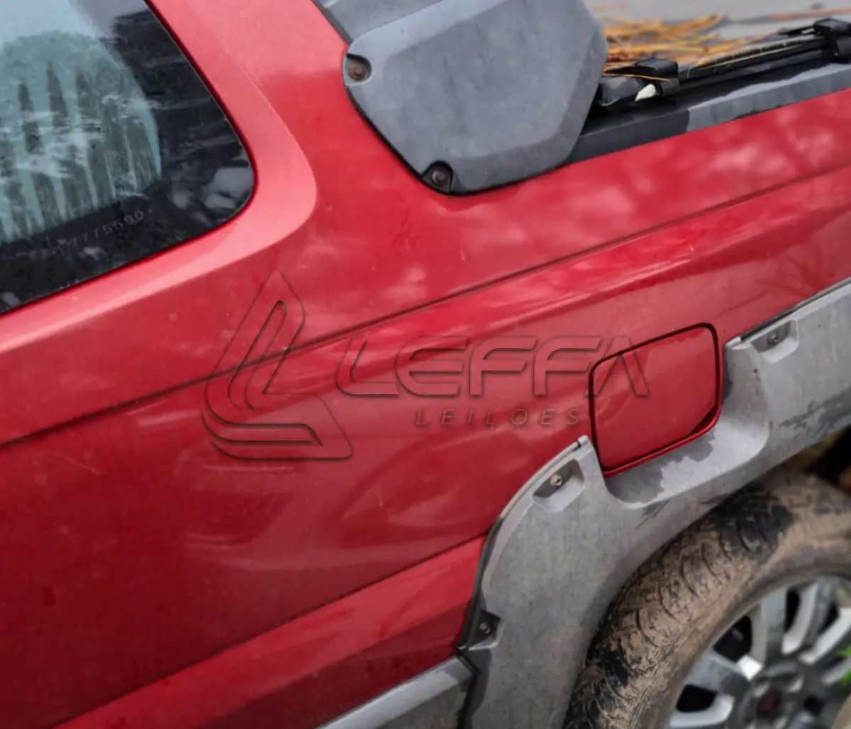 LOTE 001 - 01 (uma) Caminhonete marca/modelo: FIAT/STRADA ADVENTURE CD, Placas IVF-9631