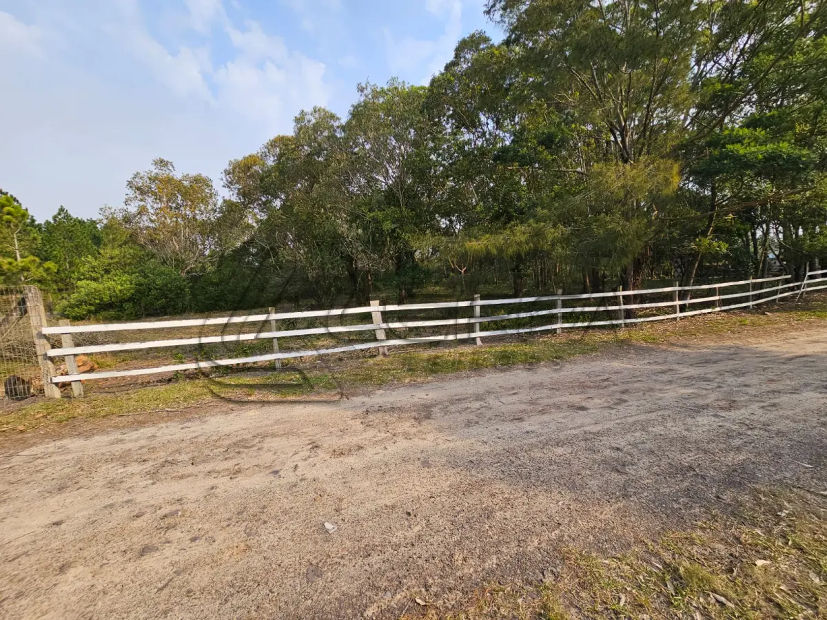 LOTE 001 - UMA ÁREA DE TERRAS DE 14,9 HÁ, NO LUGAR DENOMINADO ARROIO TEIXEIRA, ENTRE OS MUNICÍPIOS DE TERRA DE AREIA/RS E CAPÃO DA CANOA/RS, NO LUGAR DENOMINADO “CAMPING CLUBE DO BRASIL”