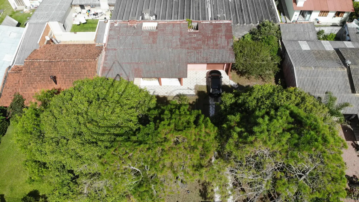 LOTE 002 - Um Imóvel na Rua Eurico Gaspar, em Imbé RS