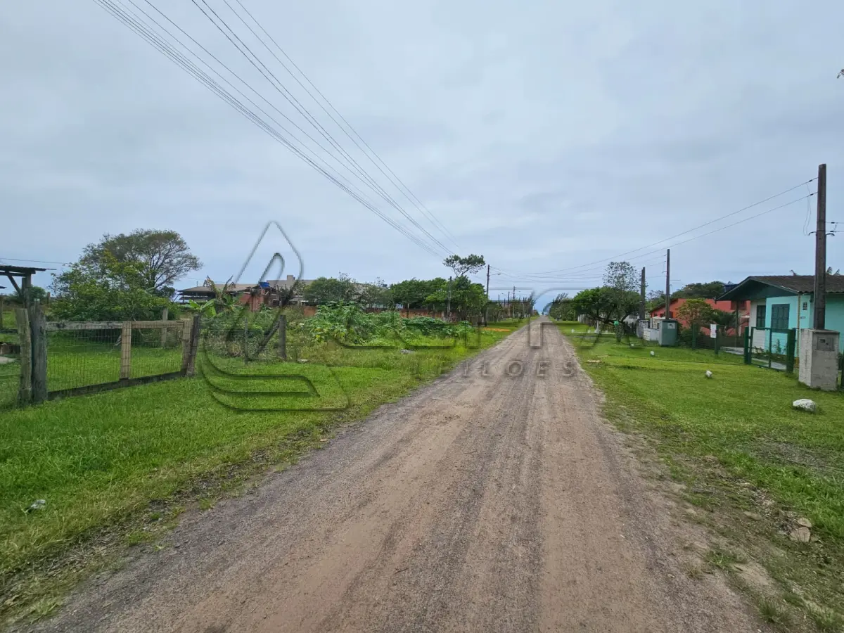LOTE 001 - Terreno Urbano, Lote 07 Quadra 38, na Praia Azul, em Arroio do Sal RS