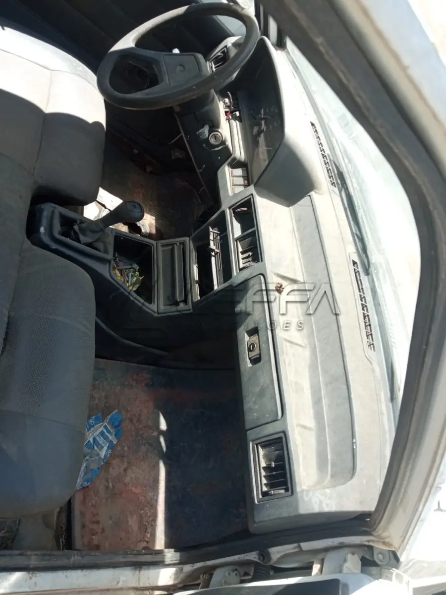 LOTE 010 - UM VEÍCULO FORD PAMPA, ANO E MODELO 1994, PLACAS AEU1H63 
