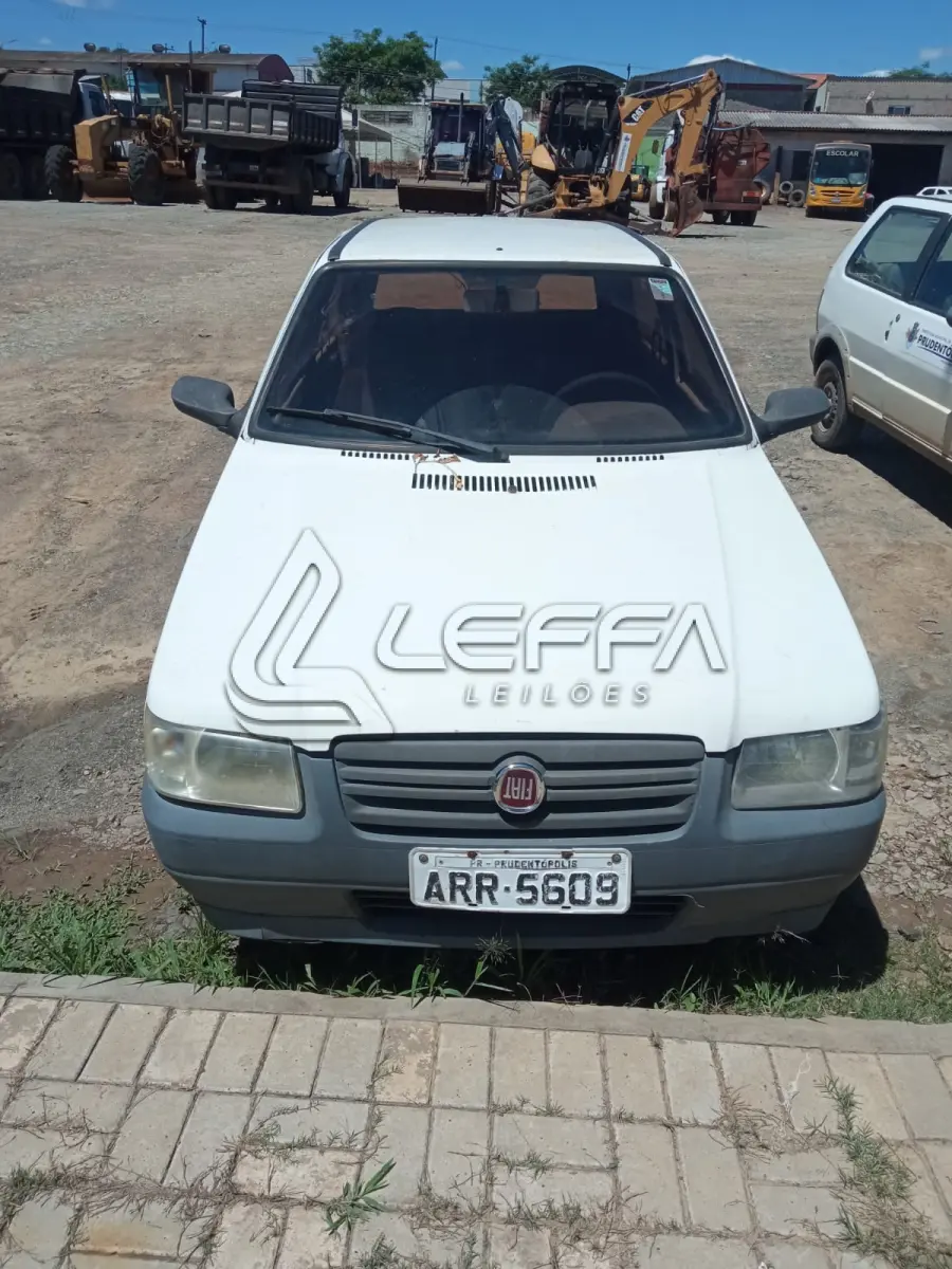 LOTE 004 - UM VEÍCULO FIAT UNO ANO 2009, MODELO 2010, PLACAS 