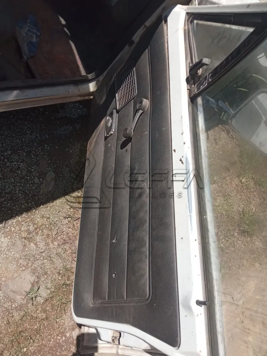 LOTE 010 - UM VEÍCULO FORD PAMPA, ANO E MODELO 1994, PLACAS AEU1H63 