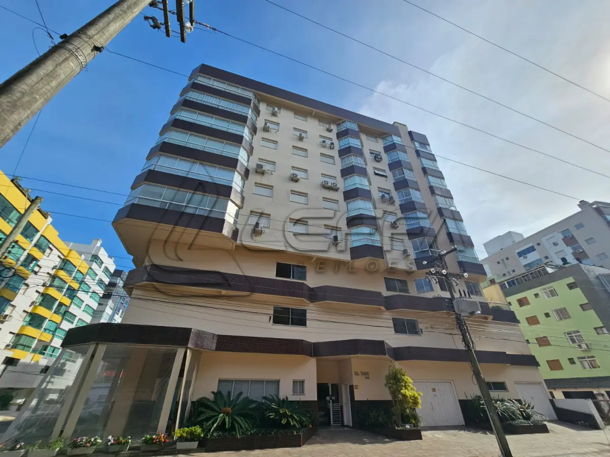 LOTE 001 - UM APARTAMENTO N° 504 (QUINHENTOS E QUATRO), do Edifício Comercial e Residencial TUIANE, situado na Rua 4 (quatro), n° 1143, na Praia ZONA NOVA DE CAPÃO DA CANOA, neste Município de CAPÃO DA CANOA/RS