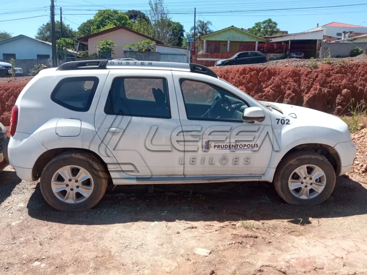 LOTE 015