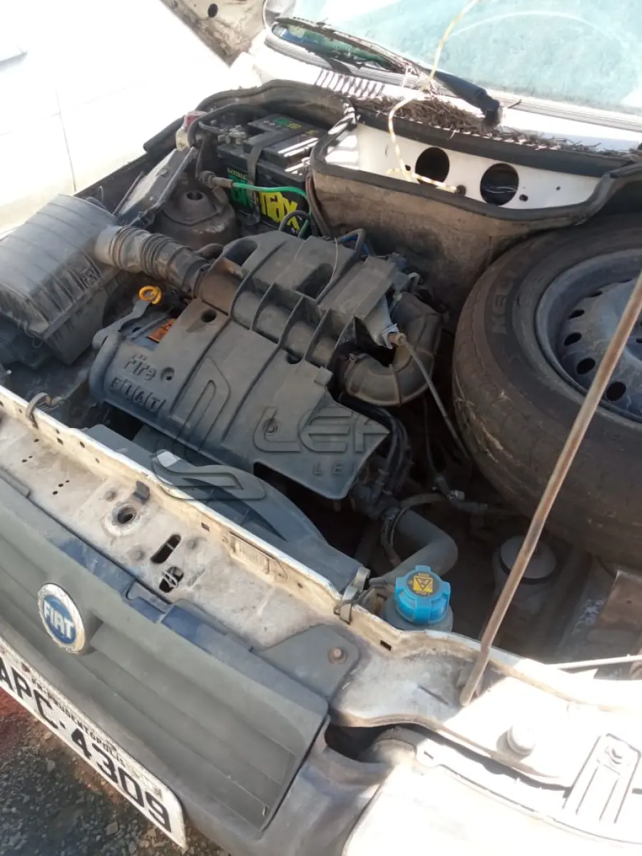 LOTE 014 - UM VEÍCULO FIAT UNO MILE FIRE ANO 2007 MODELO 2008, PLACAS APC-4309 