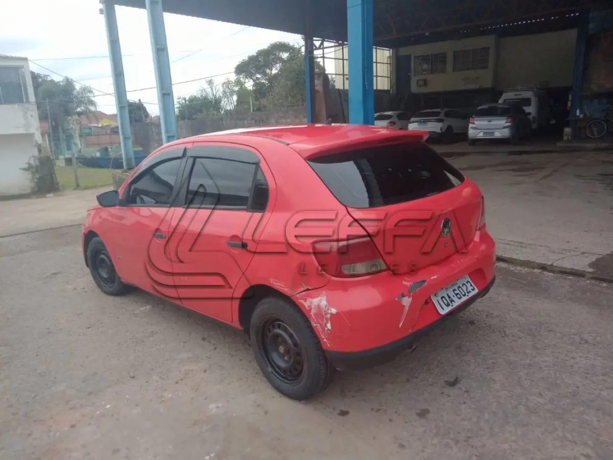 LOTE 002 - UM VEÍCULO VW/GOL 1.0, COR VERMELHA, PLACAS IQA6023, ANO/MODELO 2009/2010, RENAVAM 00158435249