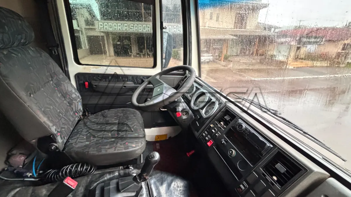LOTE 004 - FORD/CARGO 2428 E Ano/modelo: 2011/2011