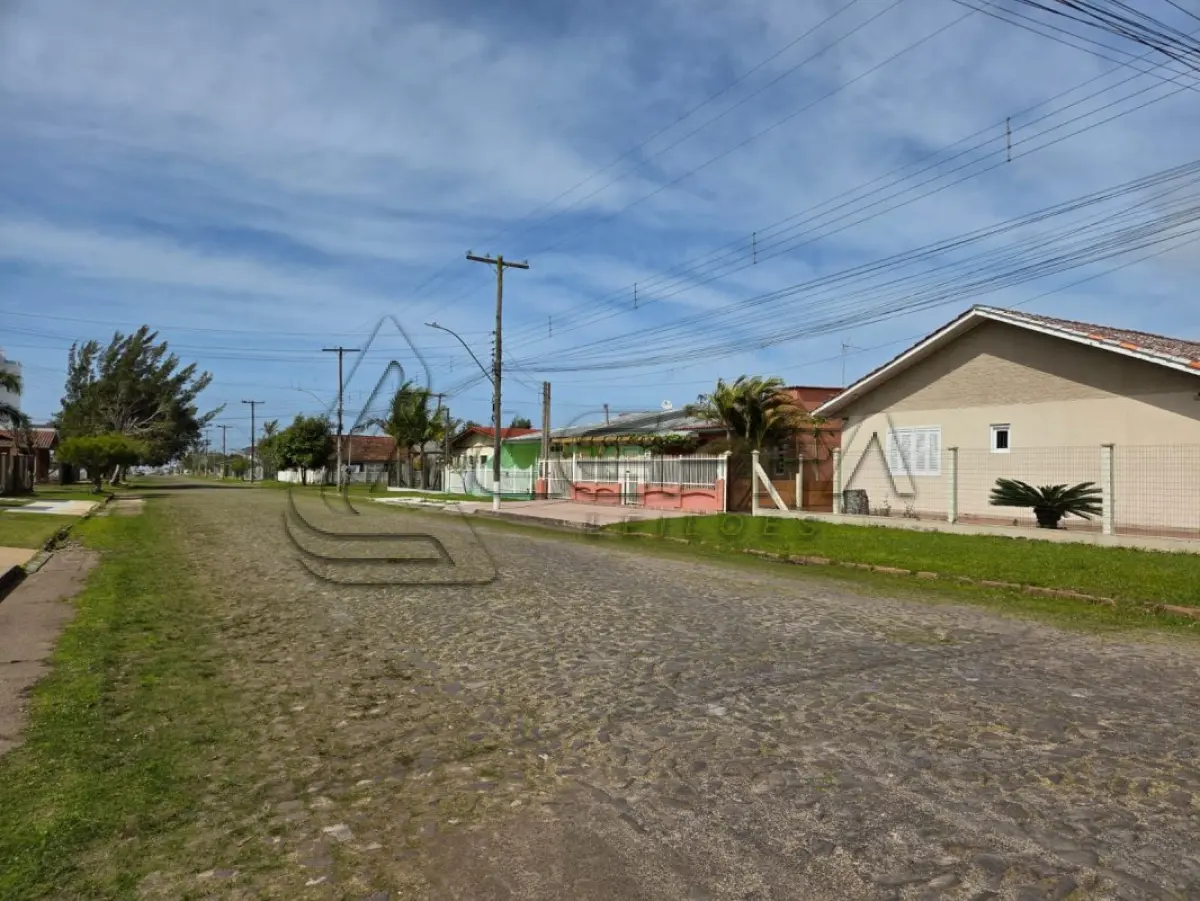 LOTE 001 - Terreno Urbano, Lote 20 Quadra 45, na Praia Areias Brancas em Arroio do Sal RS