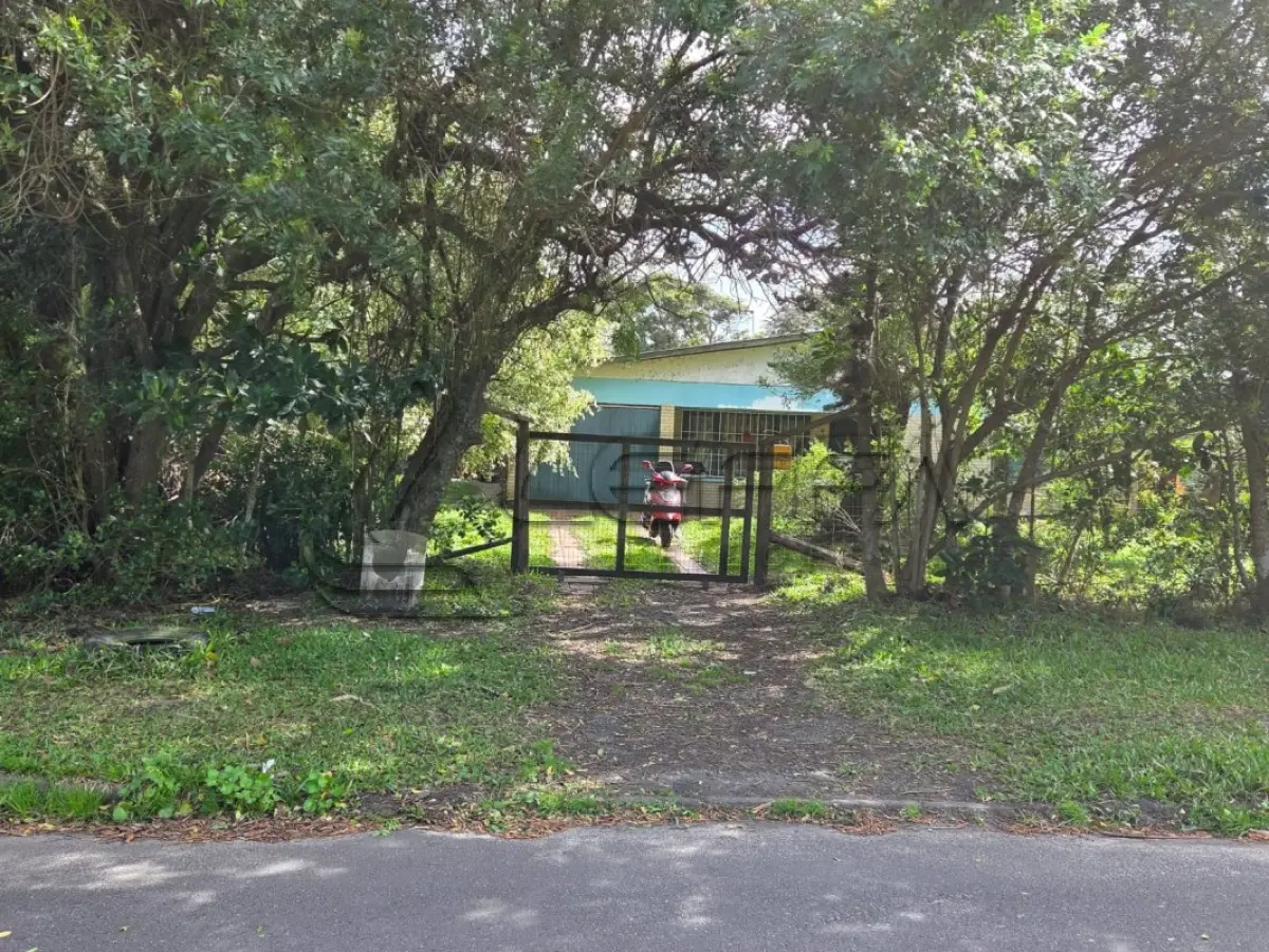 LOTE 001 - UM TERRENO URBANO DE APROXIMADAMENTE 1.200,00m², COM BENFEITORIAS, SITUADO NO BAIRRO GUARÁ, MUNICÍPIO DE XANGI-LÁ/RS