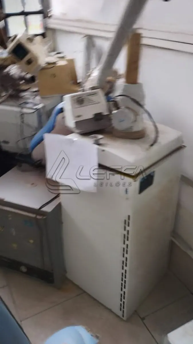 LOTE 008 - CADEIRA ODONTOLÓGICO, APARELHO DE RX, AUTOCLAVE, AMALGADORES.