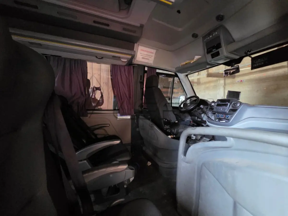 LOTE 006 - UM MICRO-ÔNIBUS, COM 19 LUGARES, MARCOPOLO VOLARE CINCO EXM ANO 2019 E MODELO 2020, PLACAS
IZU-3I44
