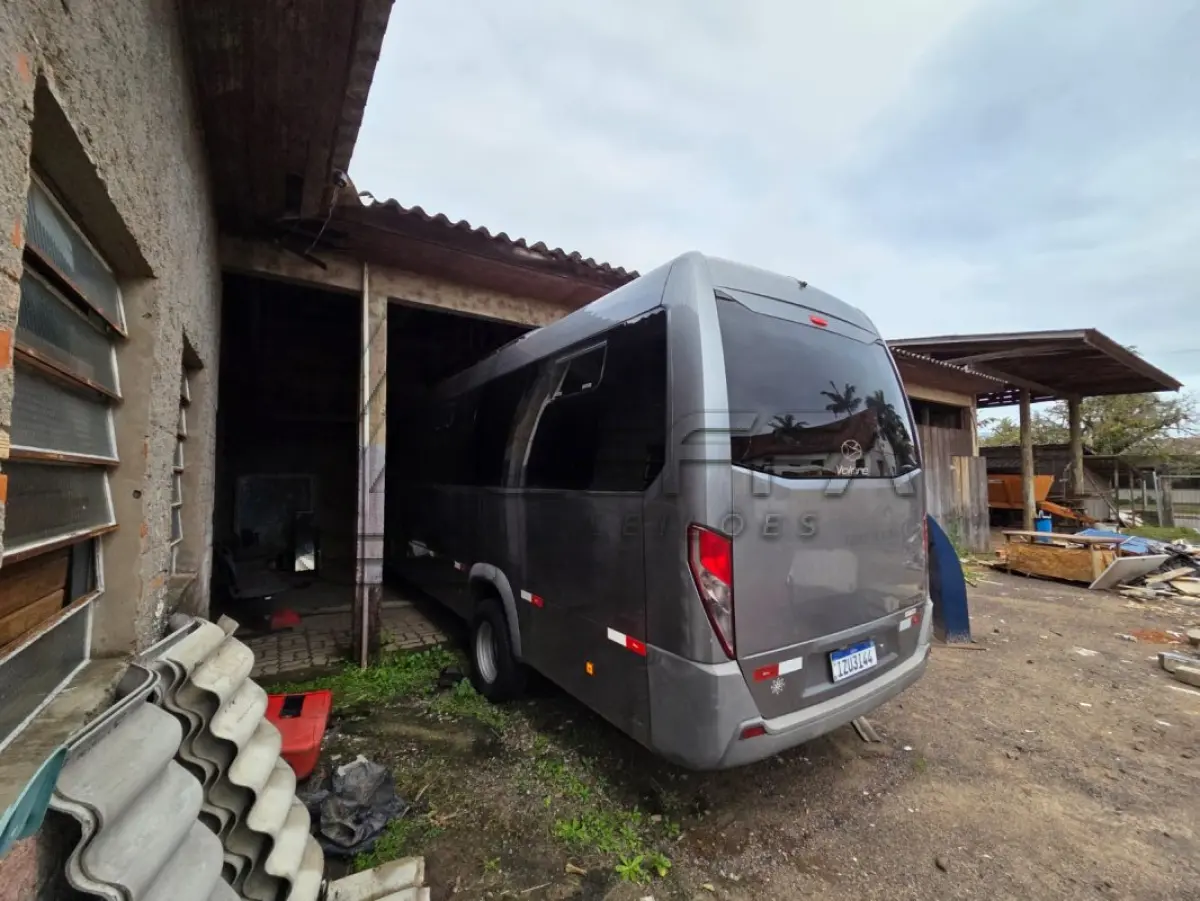 LOTE 006 - UM MICRO-ÔNIBUS, COM 19 LUGARES, MARCOPOLO VOLARE CINCO EXM ANO 2019 E MODELO 2020, PLACAS
IZU-3I44
