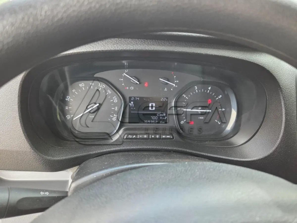 LOTE 001 - UM VEÍCULO PEUGEOT EXPERT EUROLAF ANO E MODELO 2019, PLACAS IZV-5H71