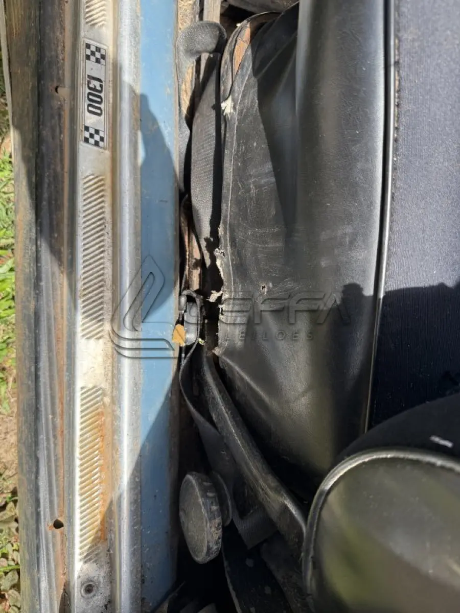 LOTE 001 - UM VEÍCULO VW/FUSCA 1300, COR AZUL, PLACAS IHX1A15, ANO/MODELO 1967/1967, RENAVAM  583866727