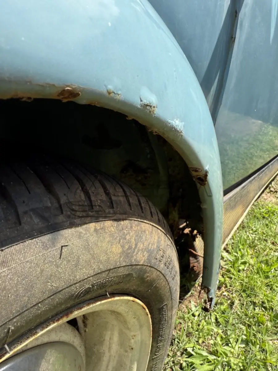 LOTE 001 - UM VEÍCULO VW/FUSCA 1300, COR AZUL, PLACAS IHX1A15, ANO/MODELO 1967/1967, RENAVAM  583866727