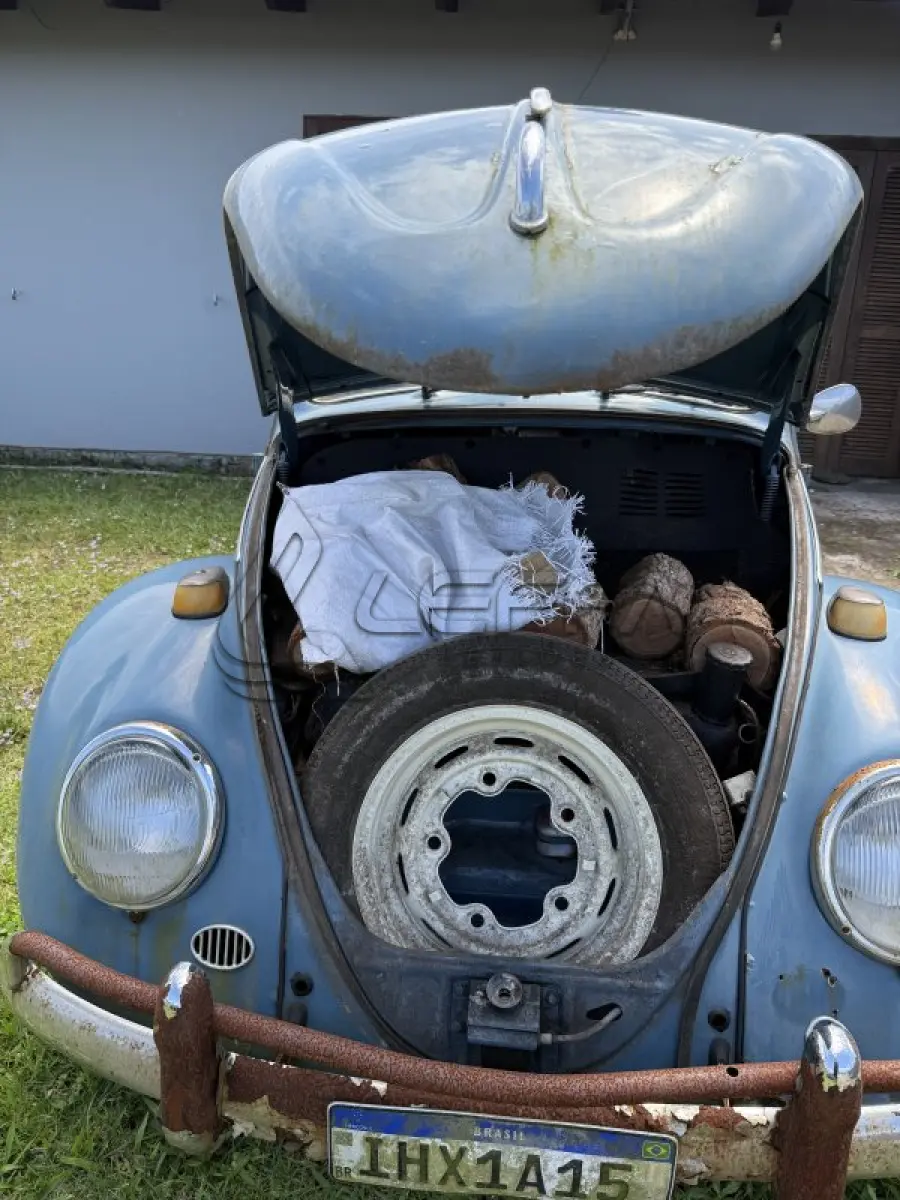 LOTE 001 - UM VEÍCULO VW/FUSCA 1300, COR AZUL, PLACAS IHX1A15, ANO/MODELO 1967/1967, RENAVAM  583866727