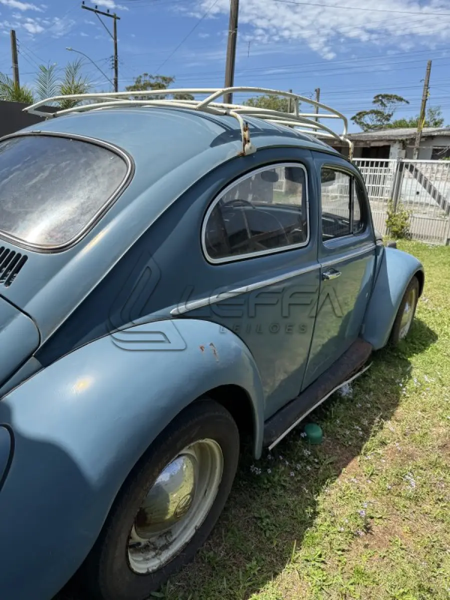 LOTE 001 - UM VEÍCULO VW/FUSCA 1300, COR AZUL, PLACAS IHX1A15, ANO/MODELO 1967/1967, RENAVAM  583866727