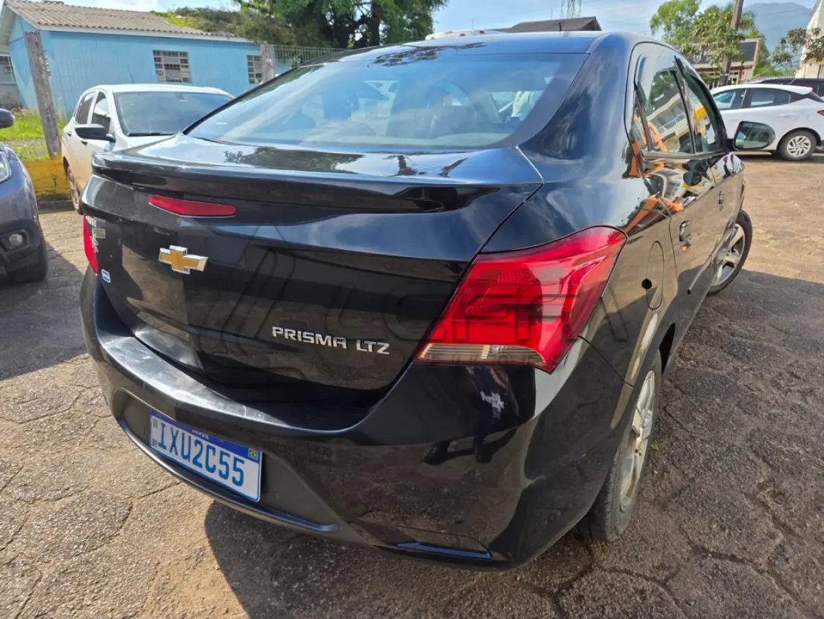 LOTE 008 - UM VEÍCULO GM PRISMA 1.4 MT LTZ ANO E MODELO 2017, PLACAS IXU2C55