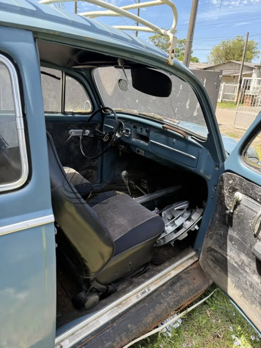 LOTE 001 - UM VEÍCULO VW/FUSCA 1300, COR AZUL, PLACAS IHX1A15, ANO/MODELO 1967/1967, RENAVAM  583866727