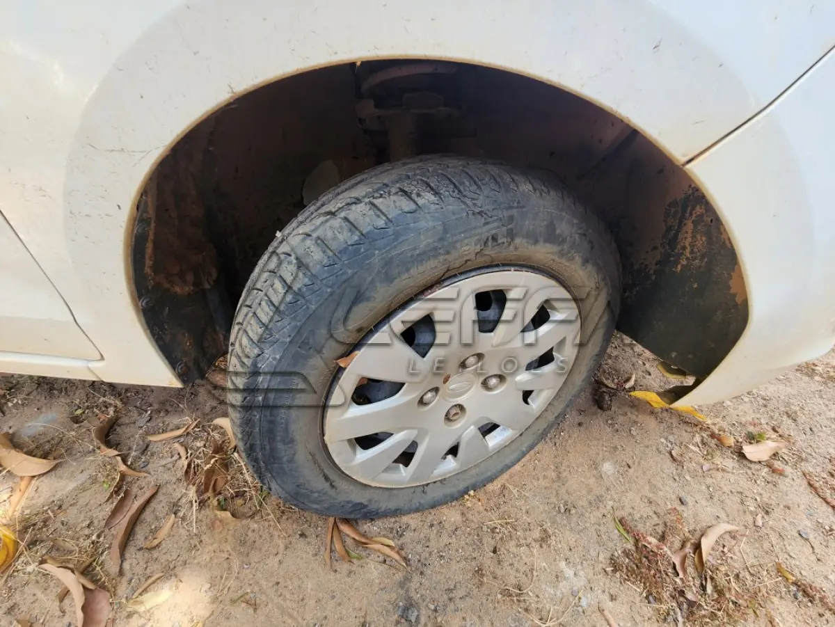 LOTE 043 - FORD KA SE 1.0 – QTY-6A64