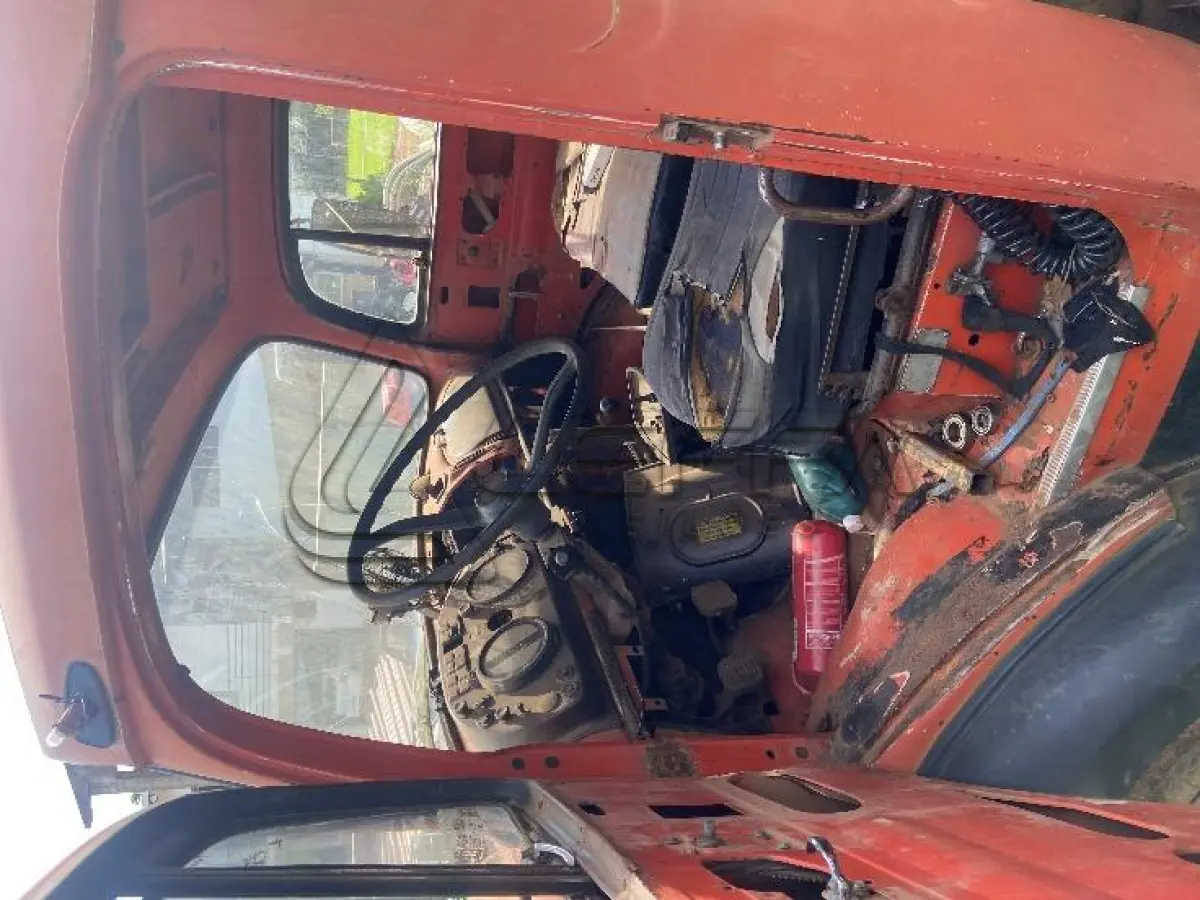 LOTE 007 - Caminhão; Marca: Mercedez Benz; Modelo: 1113; Número de Chassi: 34403212417942; Ano de Fabricação: 1979; Placa: IHW-3723